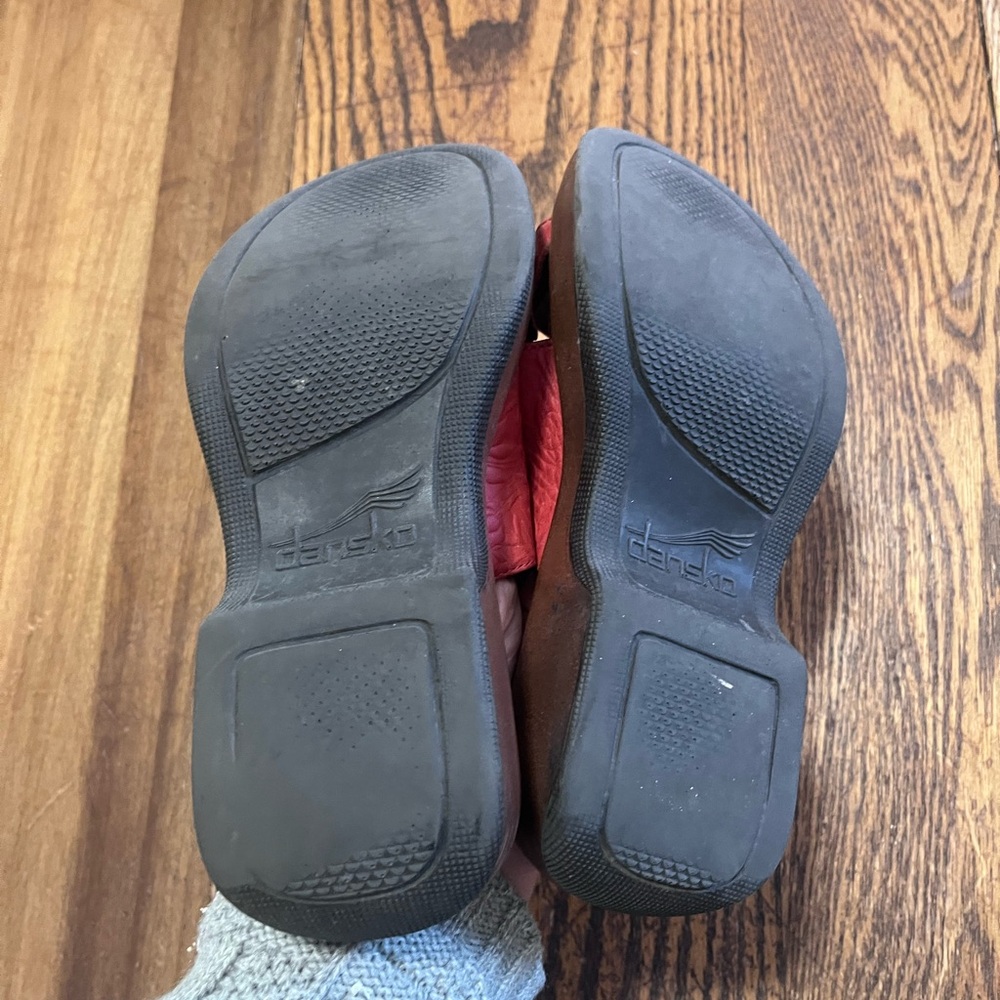 Dansko Coral Red Leather Double-Strap Slide Sandals - Picture 4 of 4